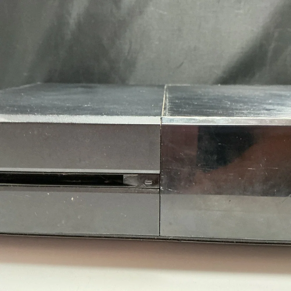 MICROSOFT XBOX ONE Console Model 1540 Untested Wo/Cord 500 GB